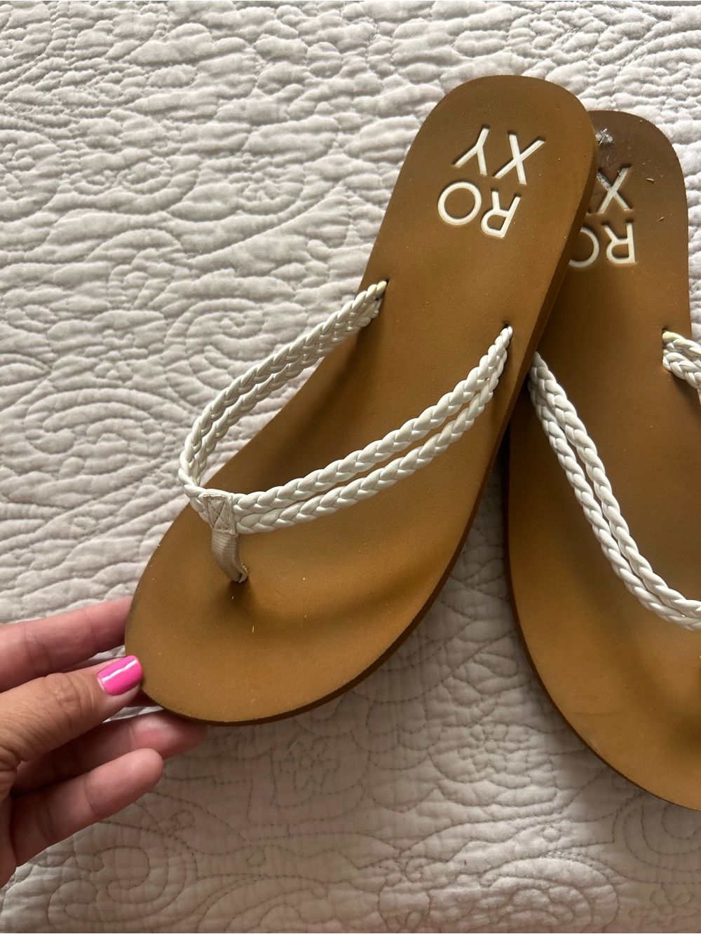 Roxy Women’s White Braided-Strap Tan Footbed Sandals